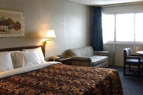 MAGNUSON HOTEL LANSING (Lansing)